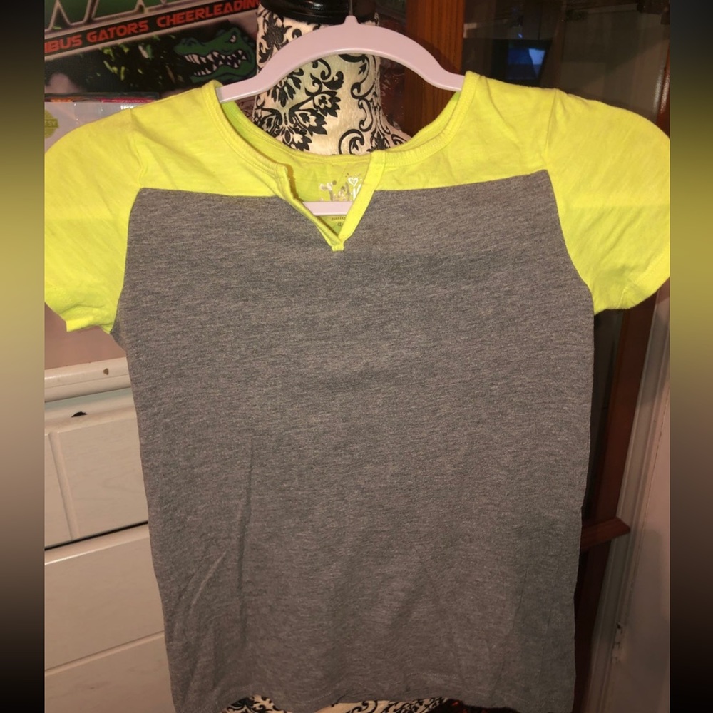 Justice‎ shirt size 10